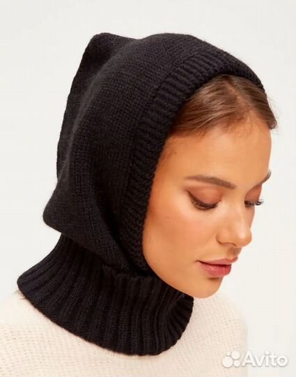 Капор- шапка женская вязаная