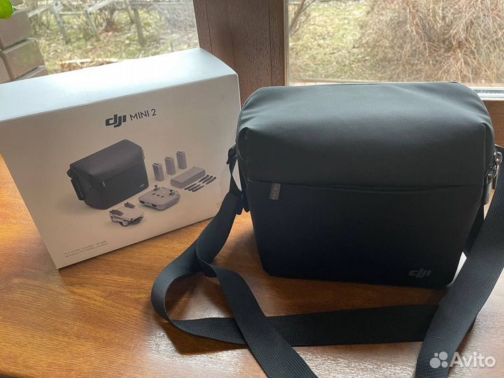 Квадрокоптер DJI Mini 2 Combo серый