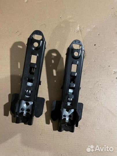 Механизм регулировки ремня безопасности Audi Q3