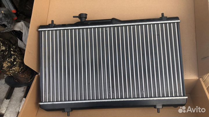 Радиатор охлаждения Hyundai Accent с АКПП