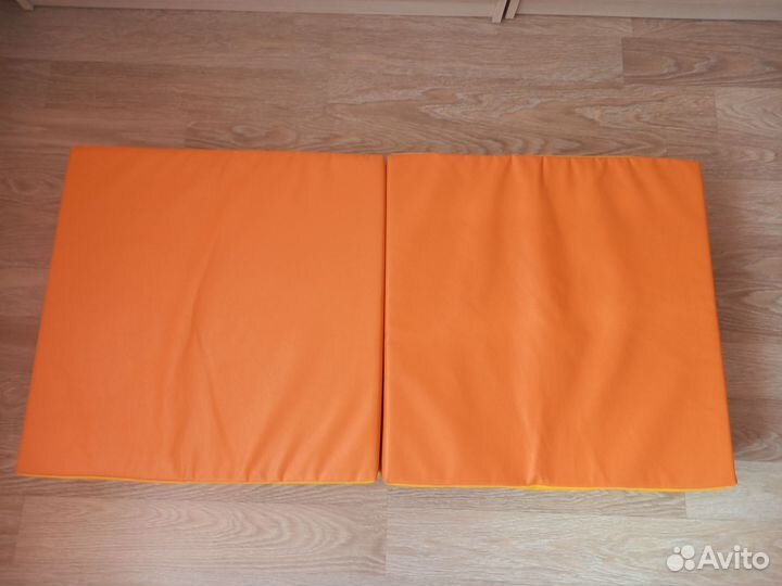 Мат гимнастический складной