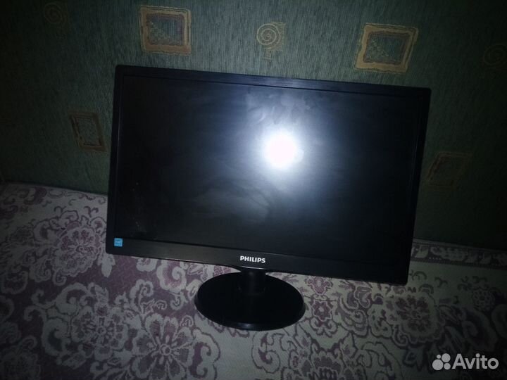 Монитор Philips