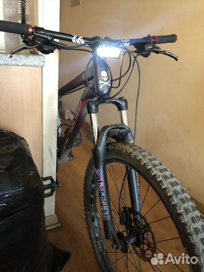 Велосипедный фонарь передний