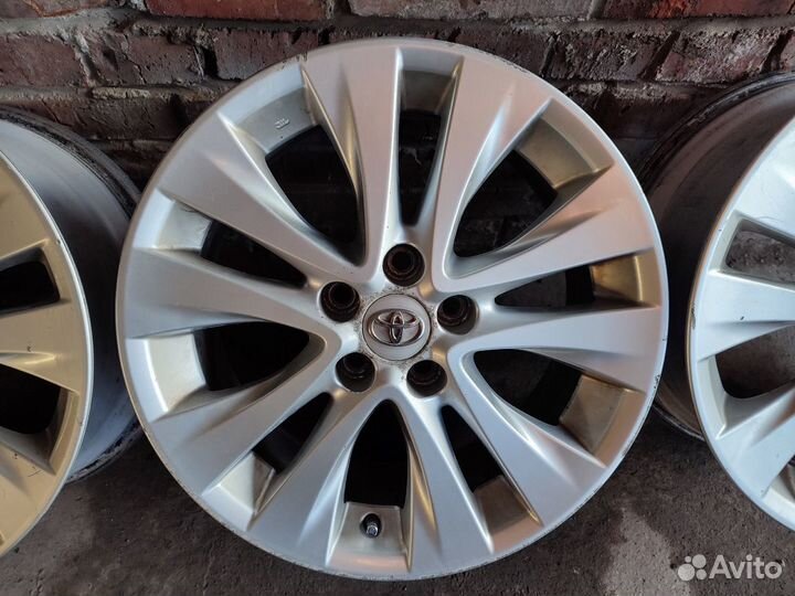 Оригинальные диски Toyota R18 5х114.3