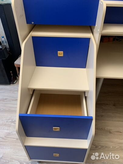 Детская кроватка чердак