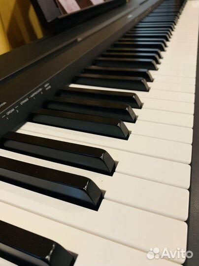 Пианино Yamaha со стойкой (NEW)