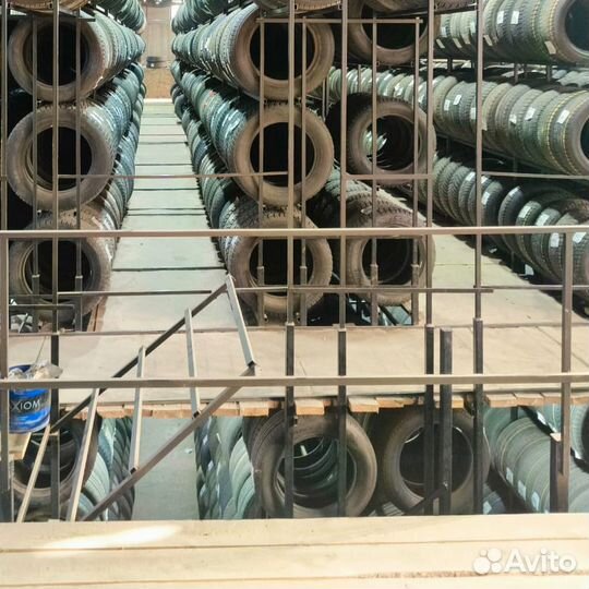 Kumho Road Venture ST KL16 235/75 R16 108H