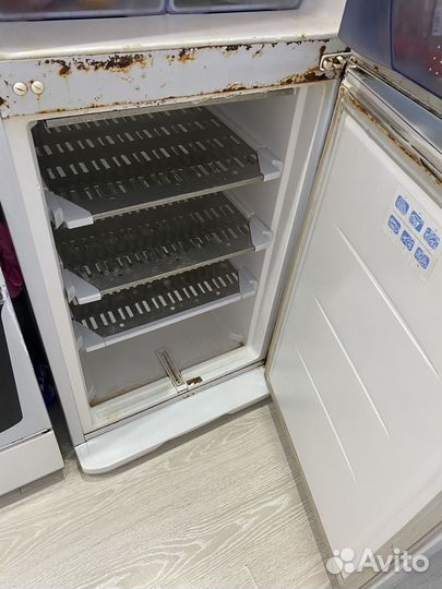 Холодильник бу