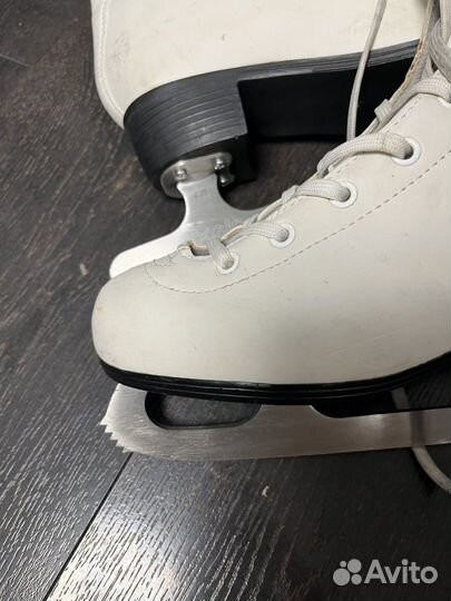 Коньки для фигурного катания женские