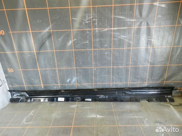 Накладка порога наружная правая-Mercedes-Benz W222