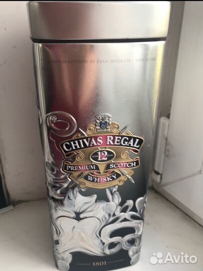 Железная коробка Chivas regal 12