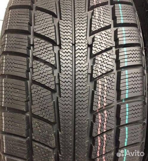 Triangle TR777 215/70 R16 101
