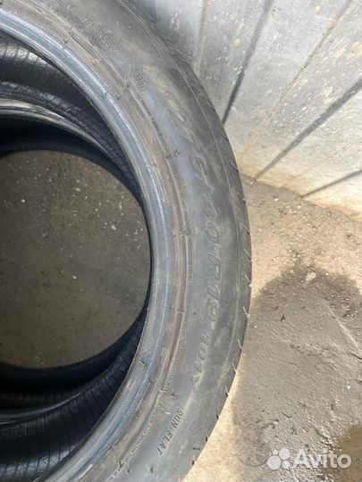 Pirelli P Zero 275/40 R19