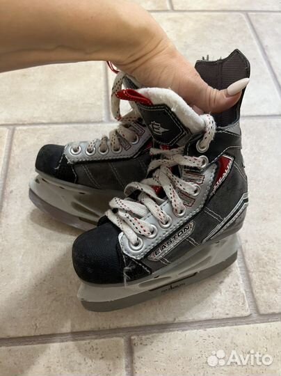 Коньки хоккейные easton