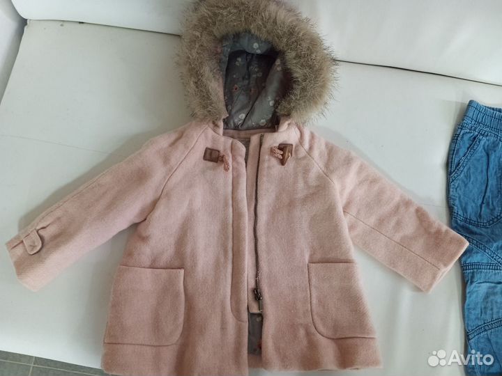 Пальто на девочку 4-5 лет
