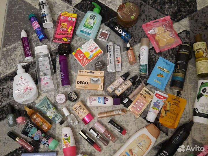 Набор косметики пакетом