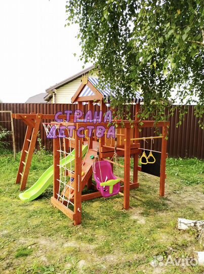 Детская спортивная площадка уличная