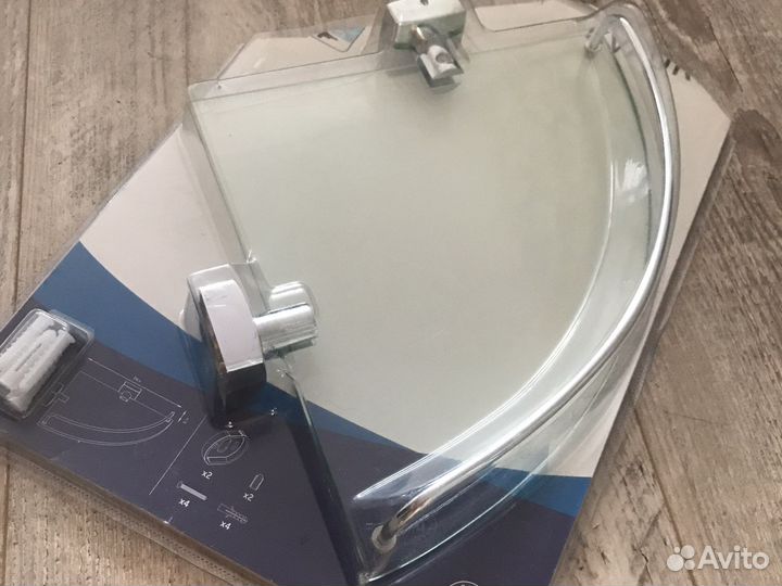 Полка стеклянная угловая