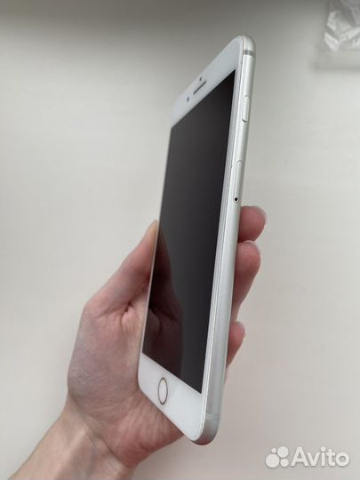 iPhone 8 Plus, 64 ГБ