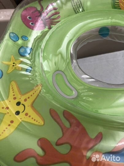 Ванночка для купания с горкой и кругом на шею