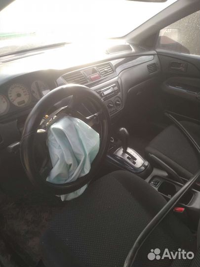 Митсубиси Лансер 9 в разборе