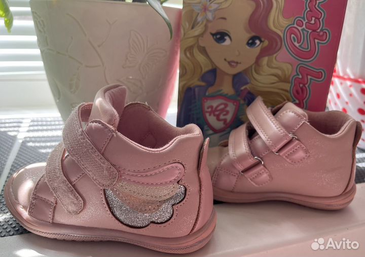 Ботинки для девочки 23р