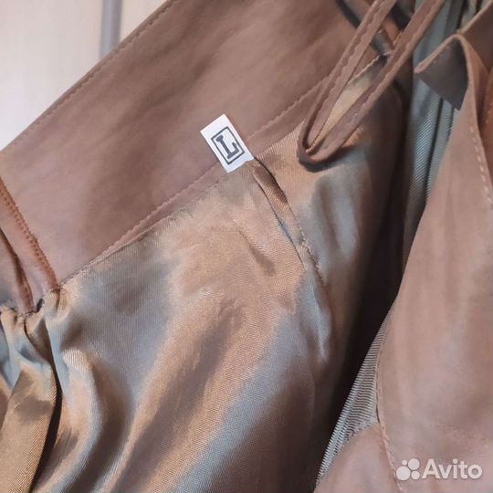 Куртка кожаная и юбка кожаная (L ) Италия