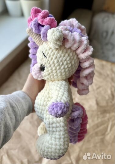 Единорог игрушка вязаный ручная работа