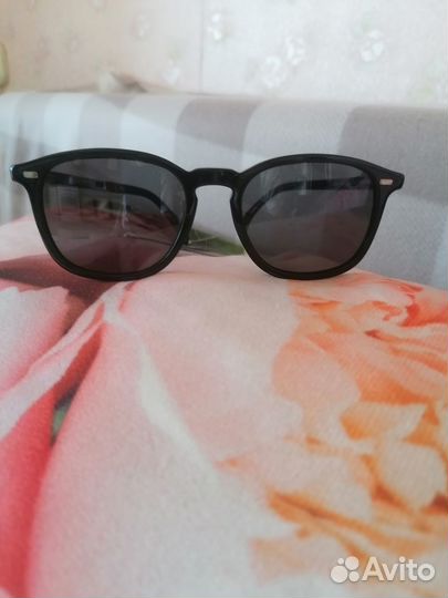 Солнцезащитные очки armani