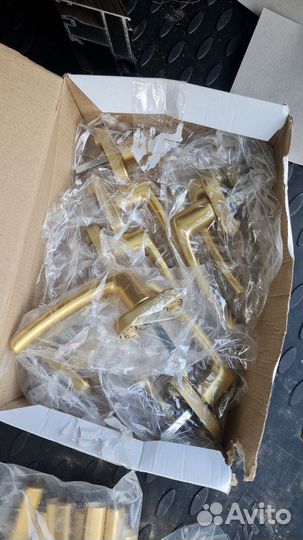 Ручка оконная рото