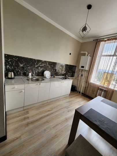 1-к. квартира, 38 м², 10/10 эт.