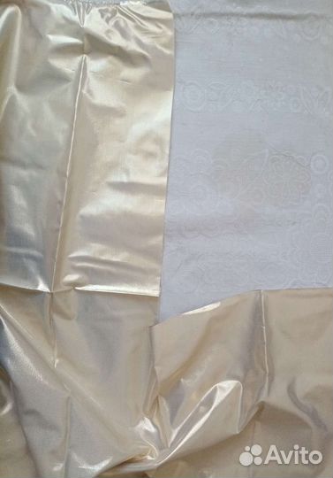 Ткани. Отрез Парчи золотой