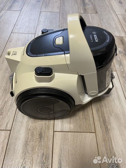 Пылесос Bosch BGS05A225/02