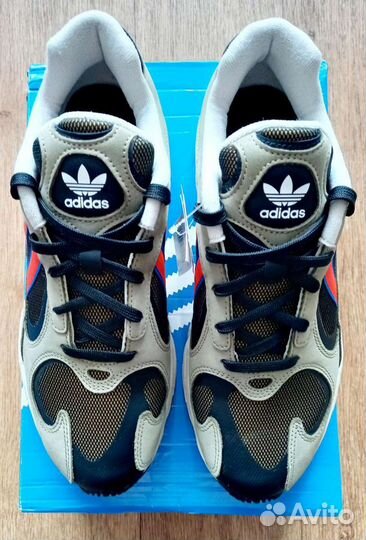Кроссовки adidas Yung-1
