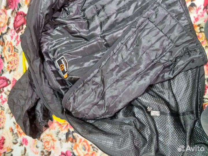 Мотокуртка