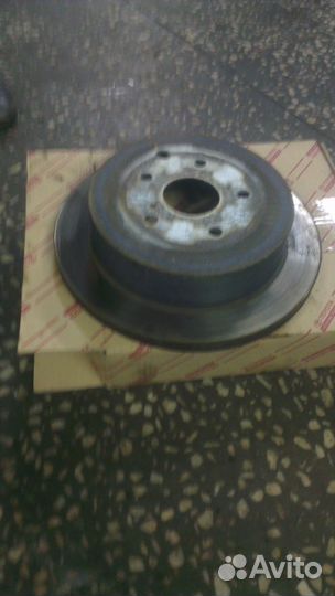 Продам тормозные диски передние lexus RX 350