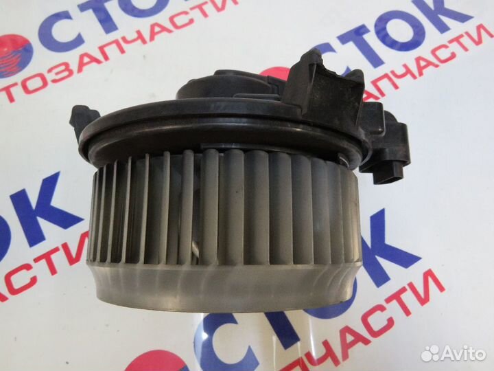 Вентилятор печки toyota alphard ANH20W, ANH25W