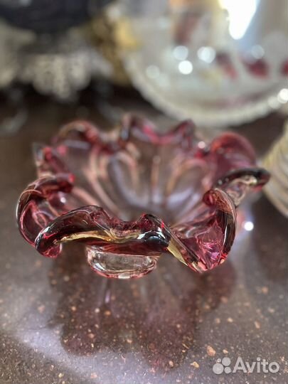 Вазы стекло ручной работы Европа