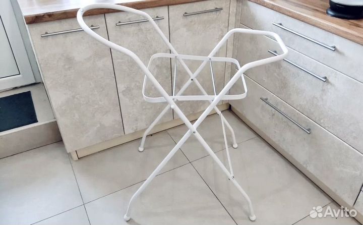 Подставка под детскую ванночку