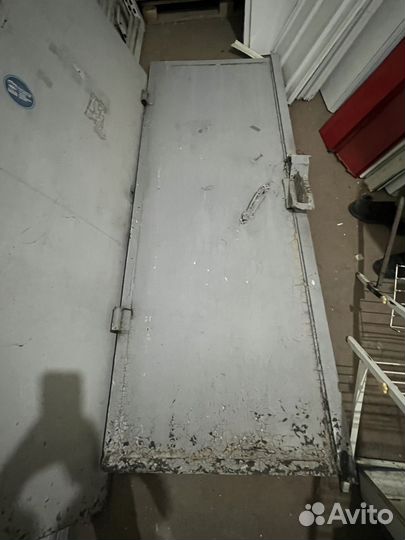 Металлическая дверь бу