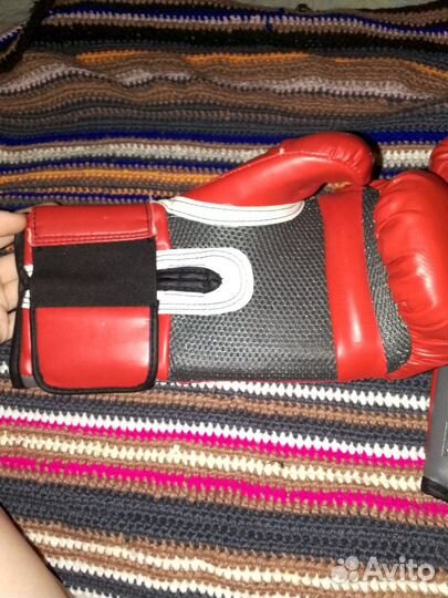 Боксёрские перчатки Everlast