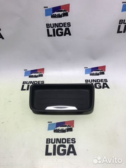 Крышка подстаканников BMW f30