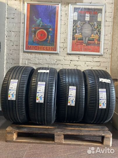 Michelin Pilot Sport 4 SUV 315/35 R21 и 275/40 R21 111Y