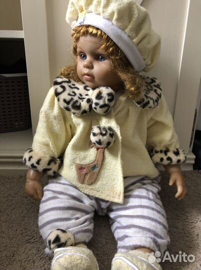 Кукла старинная