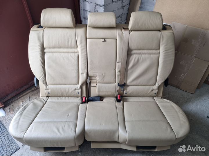 Задний ряд, X5 Е70