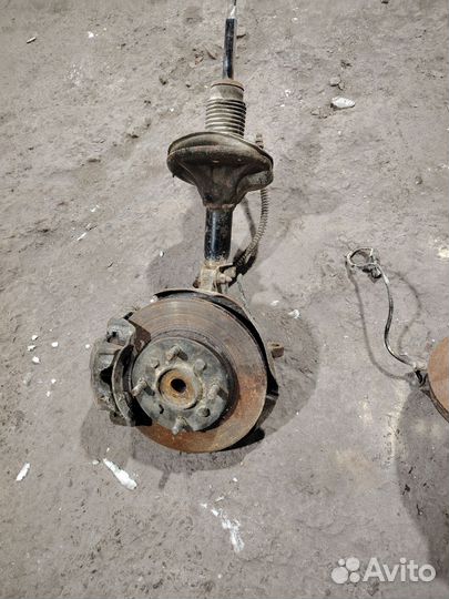 Поворотный кулак хендай Tiburon, купе