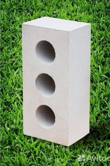 Кирпич силикатный белый трехпустотный