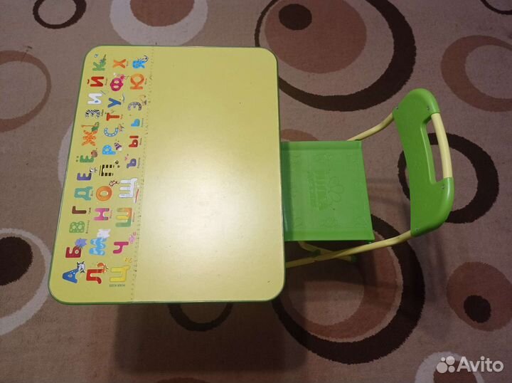 Детский столик и стульчик