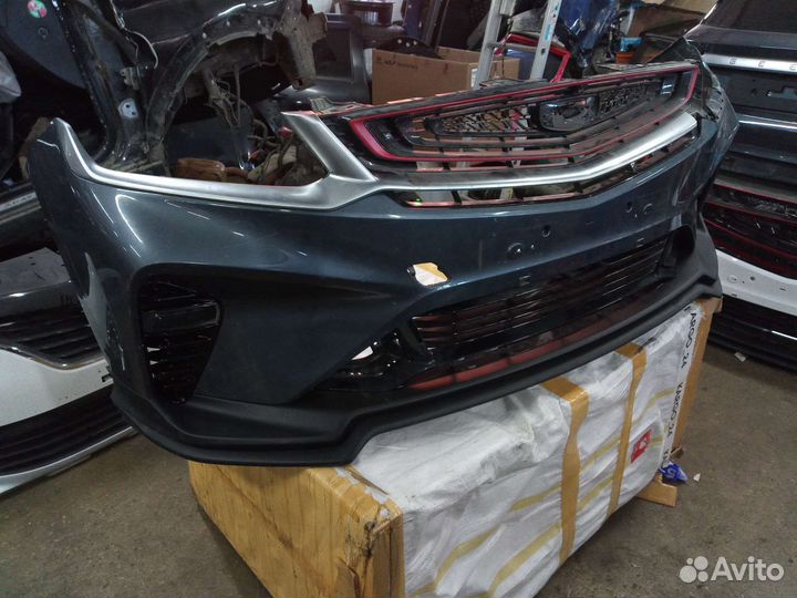 Передний бампер geely coolray в сборе