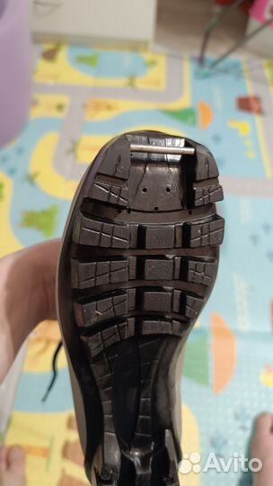 Лыжные ботинки классические